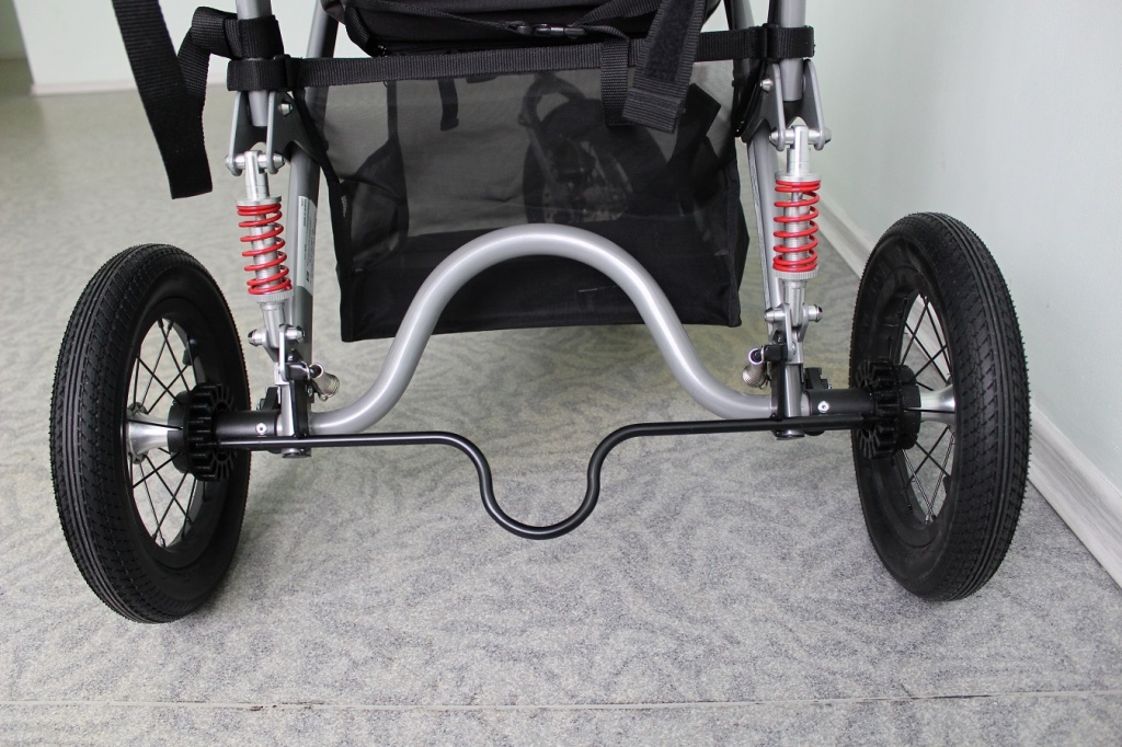 Коляска Special Tomato Jogger_стояночный тормоз (2).JPG